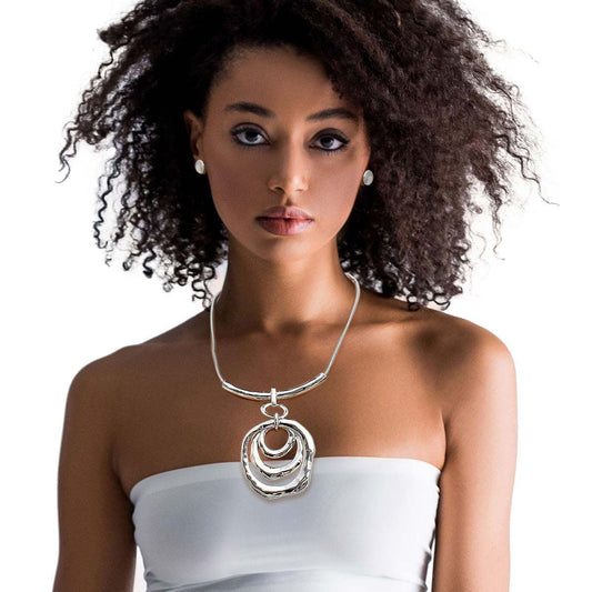 Silver Snake Chain Round Pendant Set